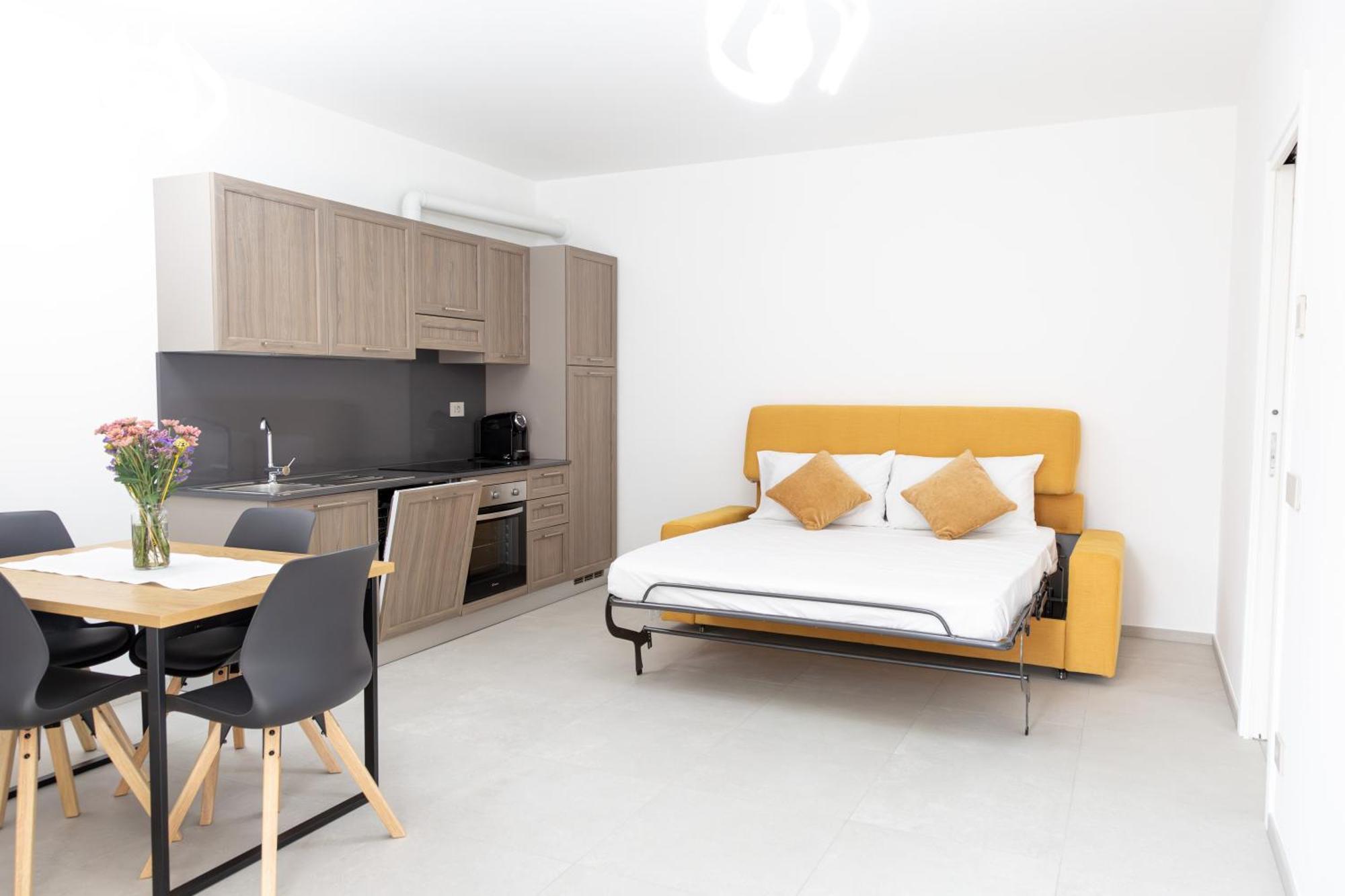 Residenza Elsa Hotel Domodossola Exterior photo